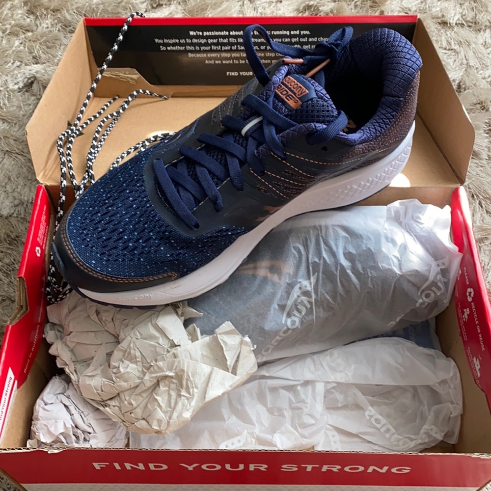 Saucony Running Shoes — womens
